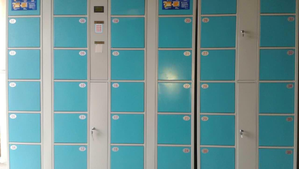 Lightly IDE 深度评测:轻量级 Python 开发工具是否适合团队协作?